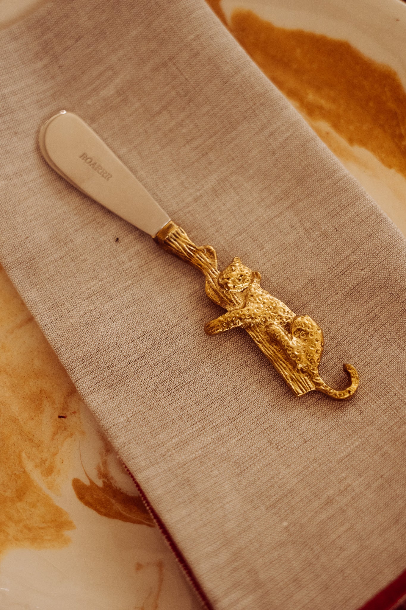 CUCHILLO MANTEQUILLA LEOPARDO