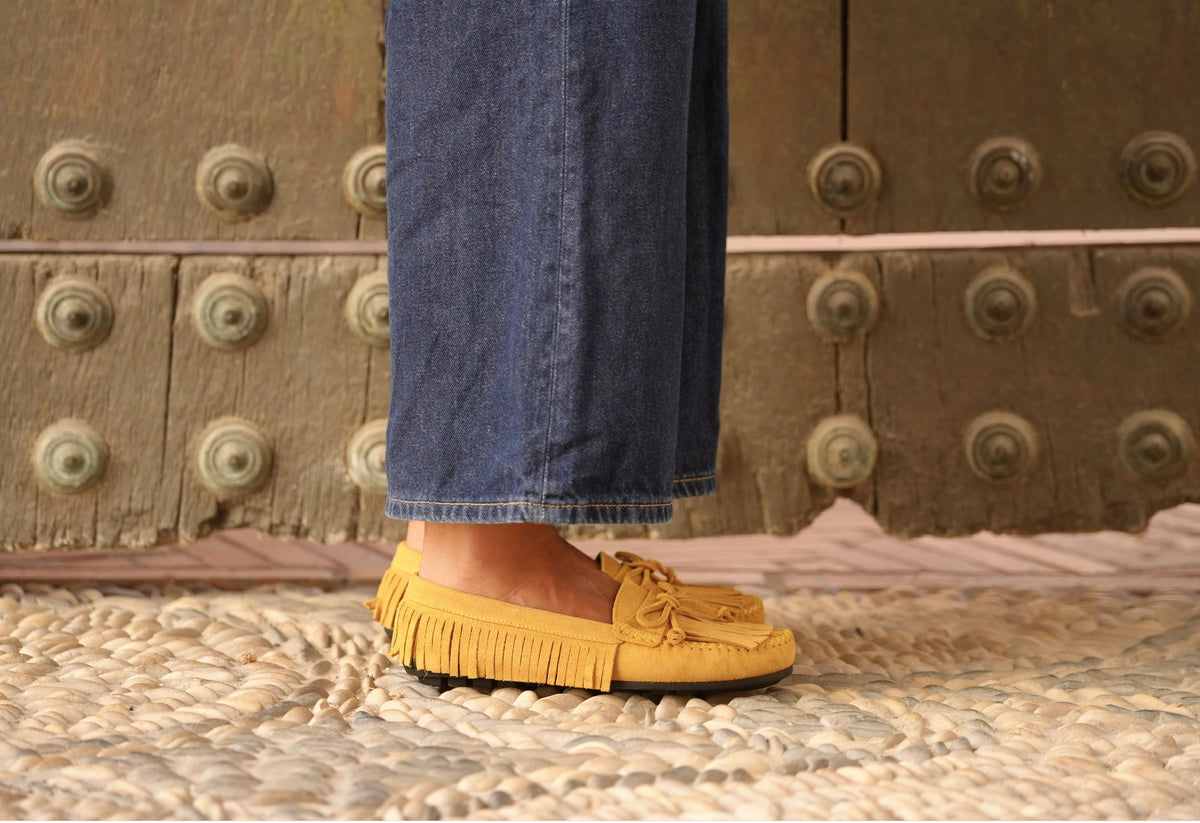 Mocasines de ante flecos Mostaza