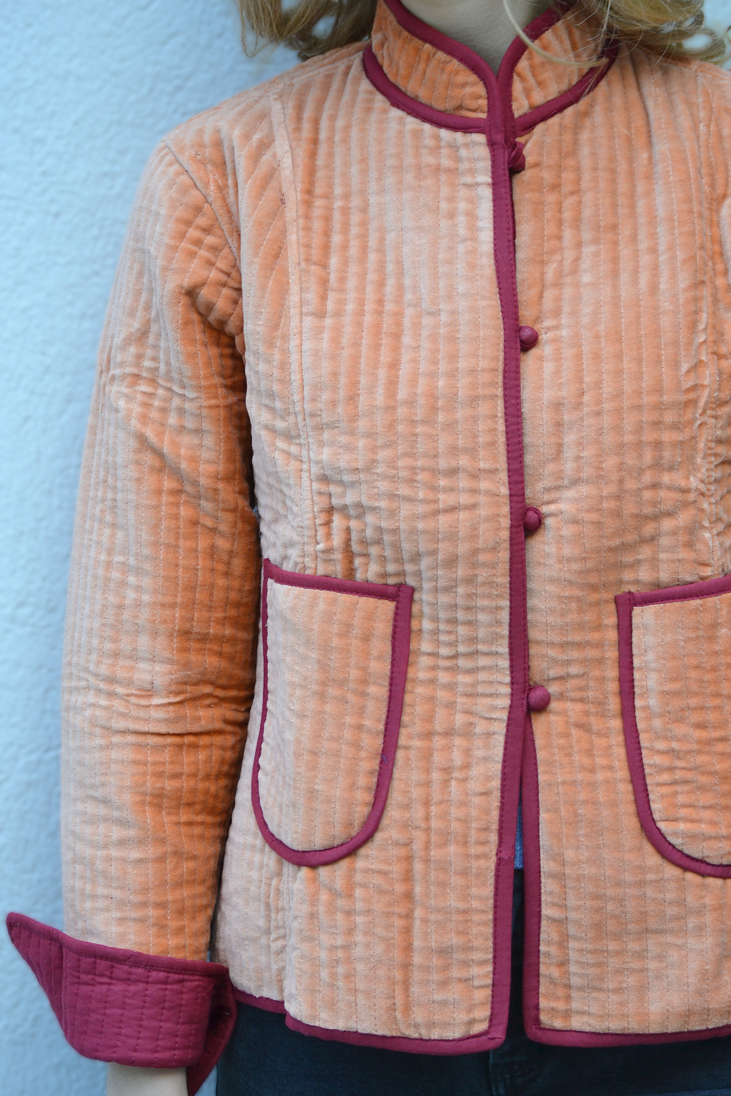 CHAQUETA QUILTED TERCIOPELO