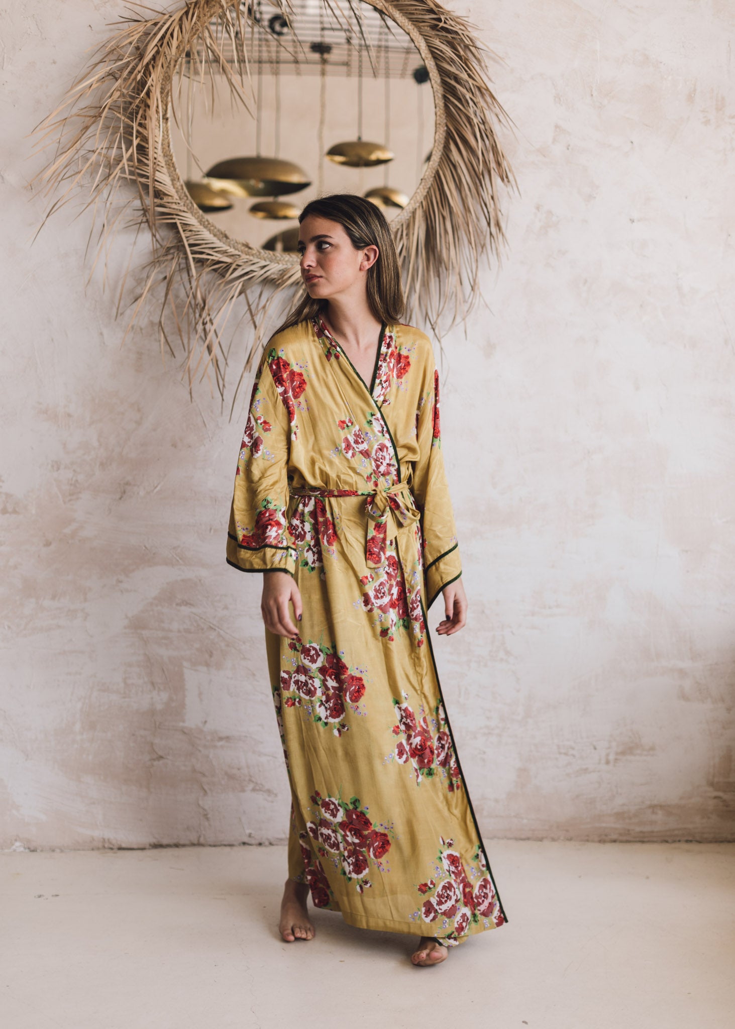 Kimono floral mostaza