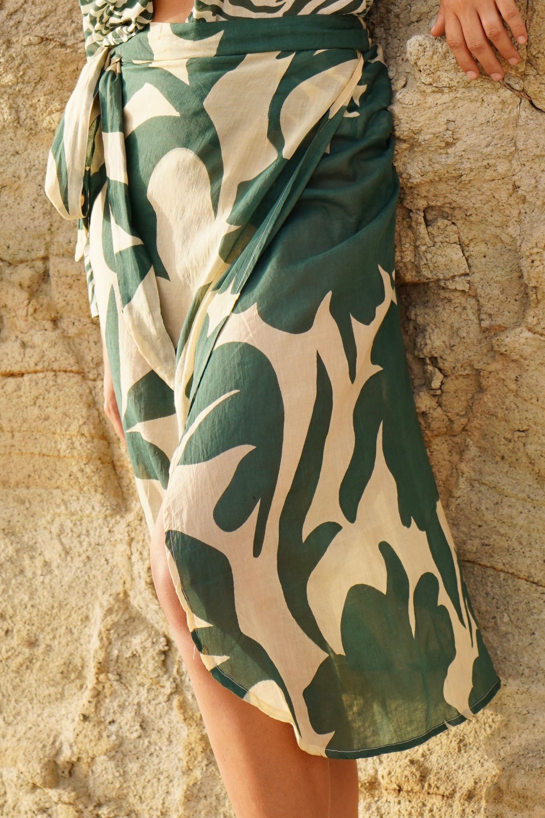 Falda pareo floral verde