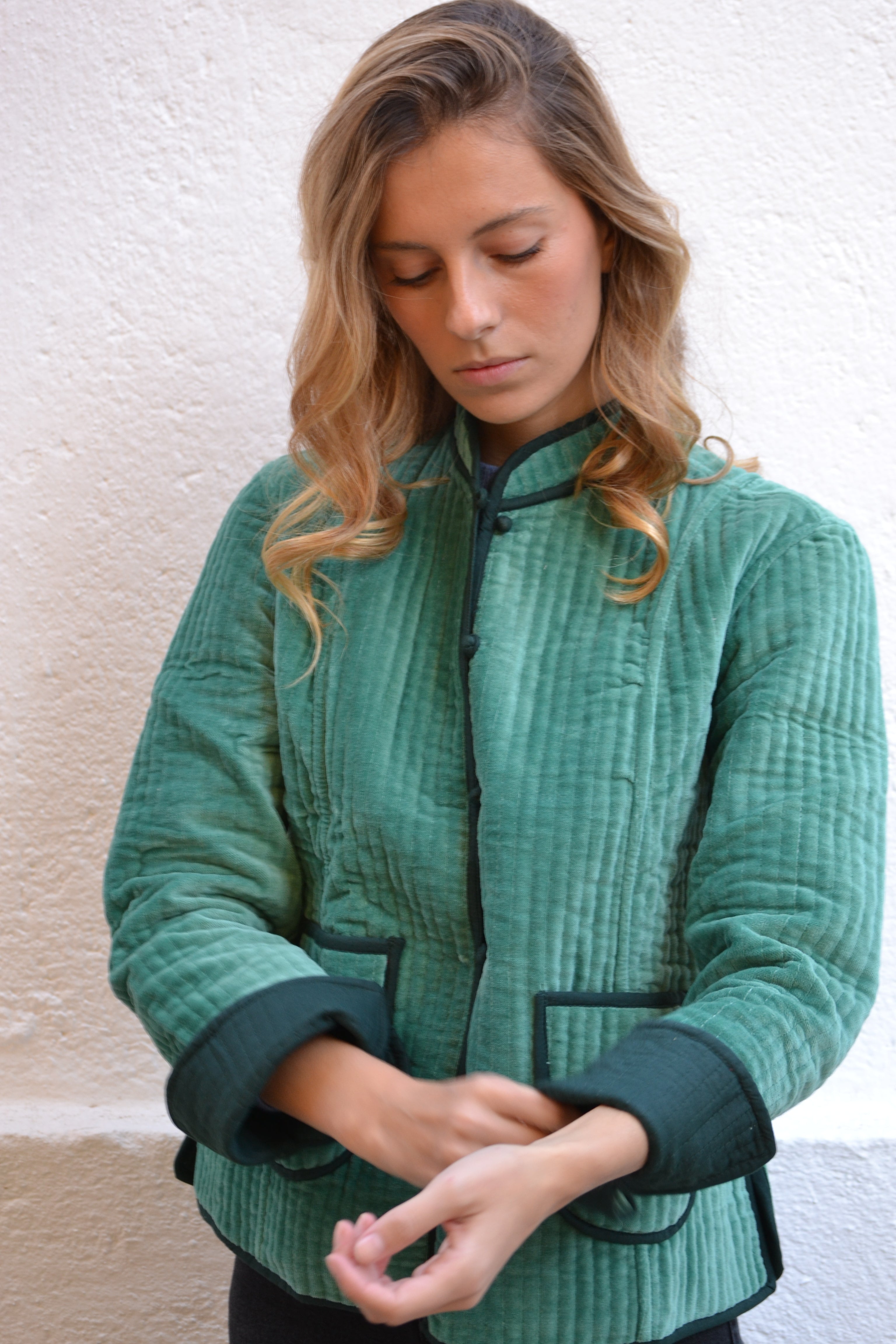 CHAQUETA QUILTED TERCIOPELO