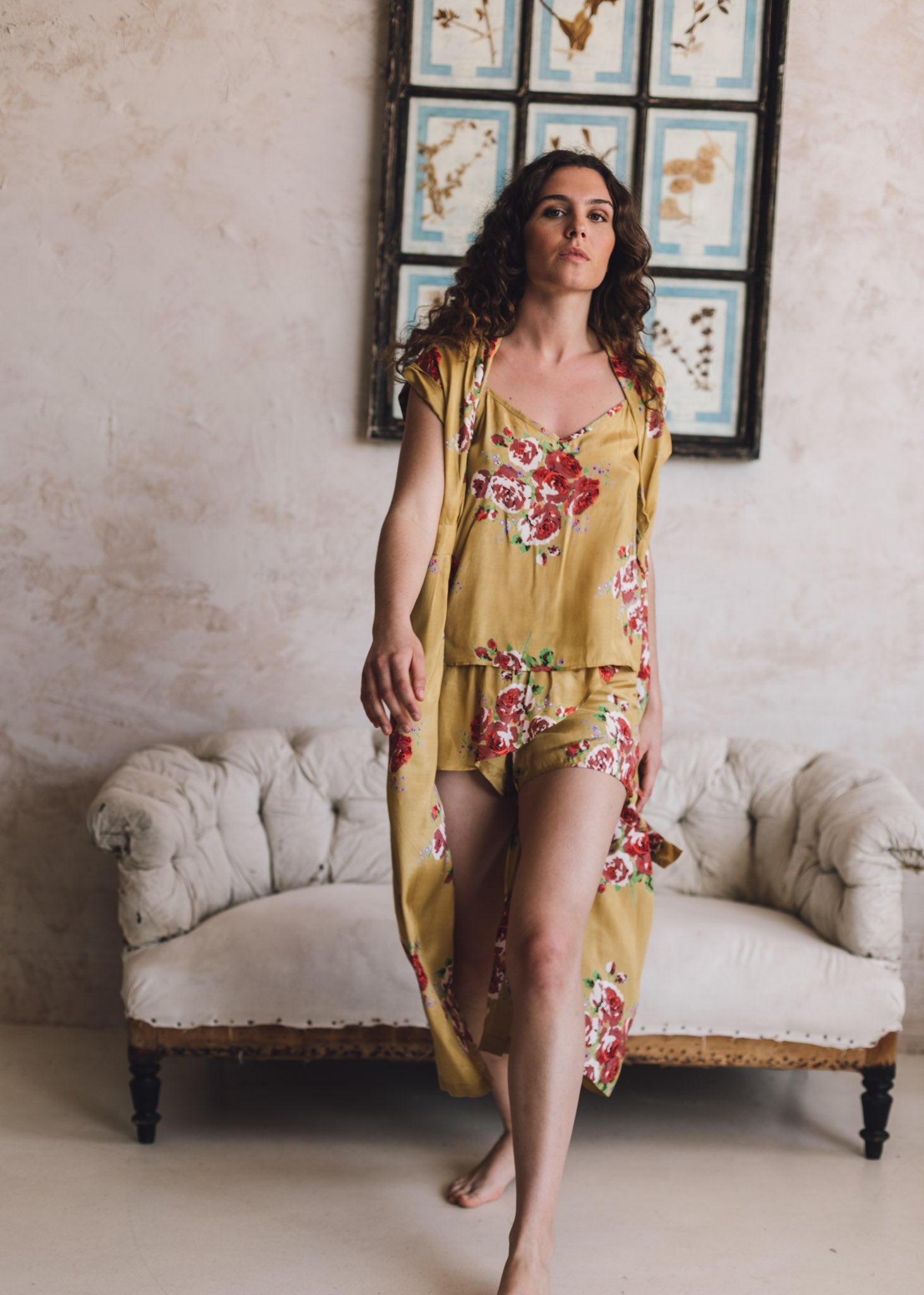 PIJAMA CORTO FLORAL MOSTAZA
