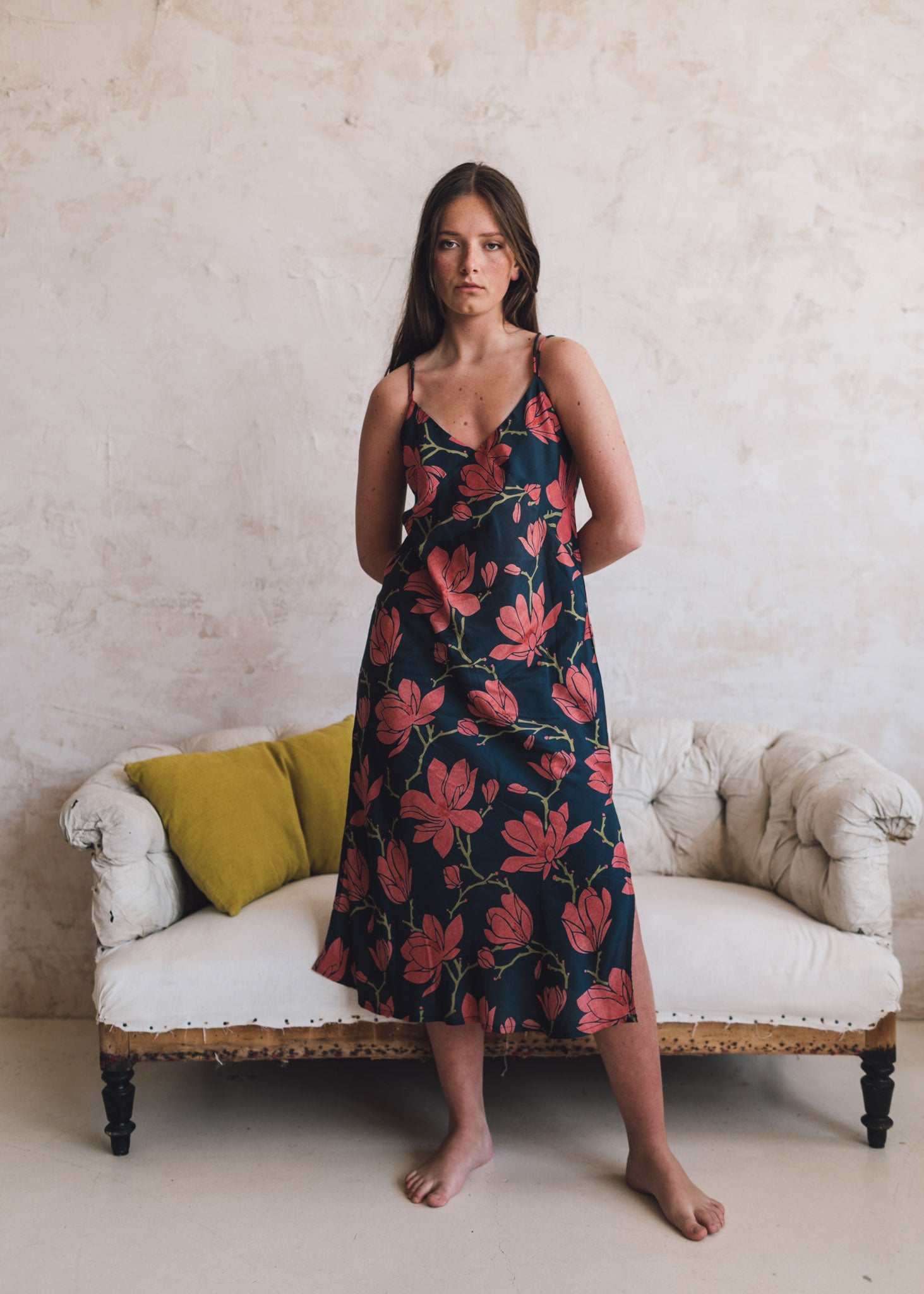 Camisón de tirantes. Camisón azul petróleo. Camisón para tu boda.